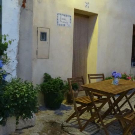 Casa Rural Francisca เรเกนา ภายนอก รูปภาพ