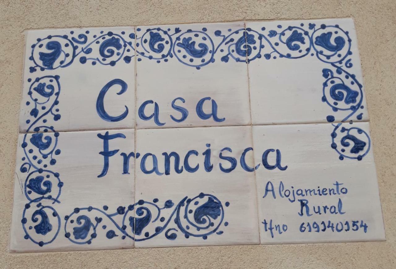 Casa Rural Francisca เรเกนา ภายนอก รูปภาพ